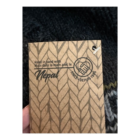 Lost Horizons Call of the Wild Cardigan Sweater Howling Wolf Fair Isle Pattern L - Picture 10 of 10